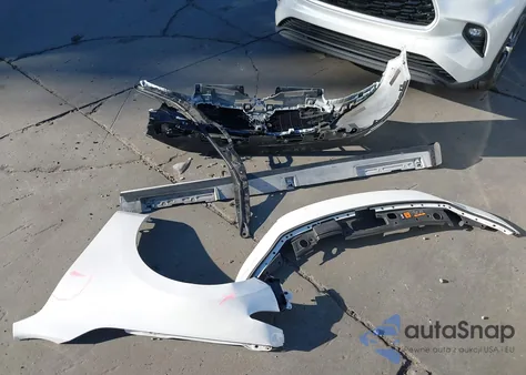 2021 Mazda Mazda3 Select z USA, uszkodzony, nr VIN JM1BPAKLXM1340998